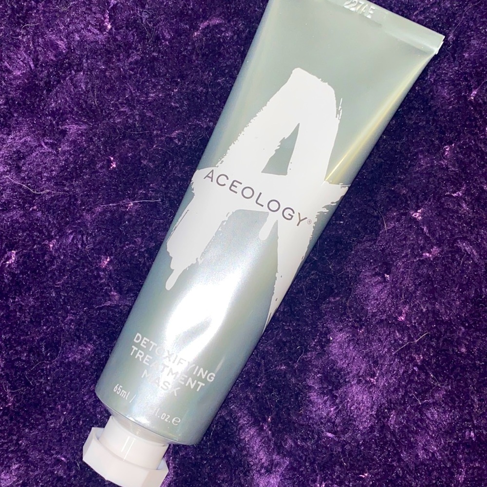Aceology Detoxifying Treatment Mask